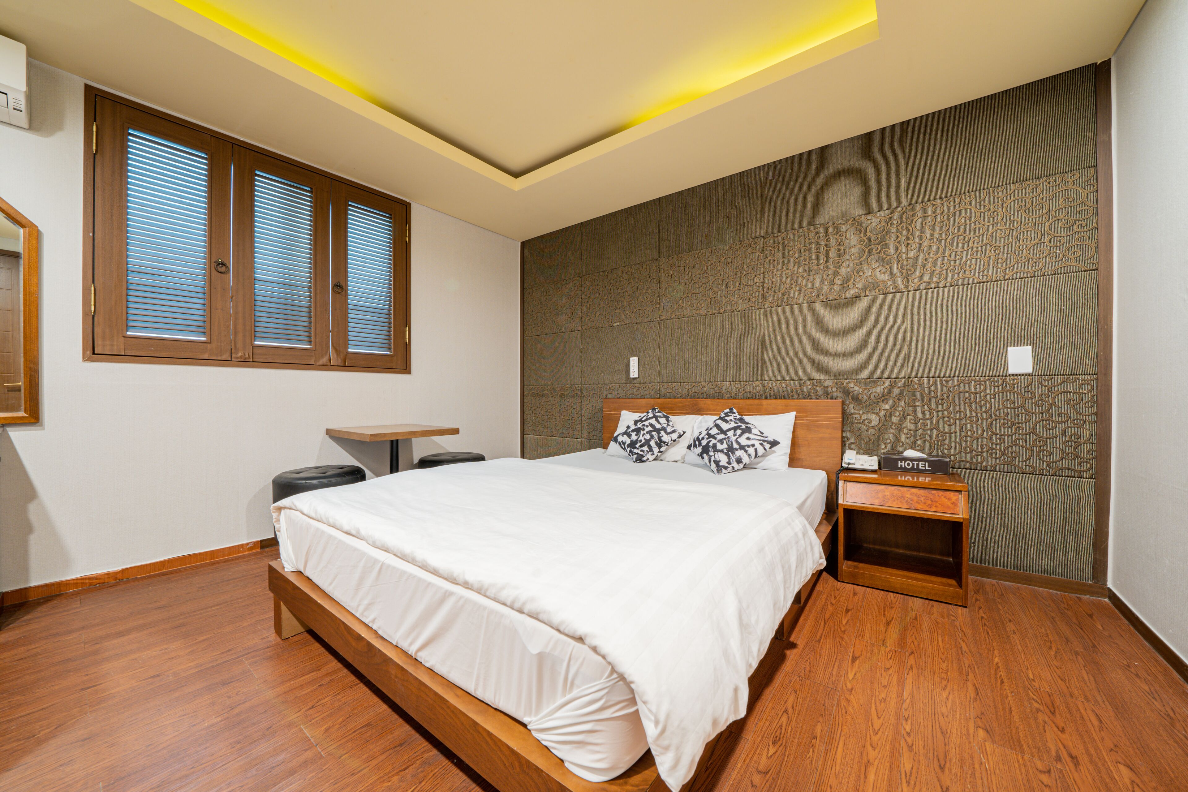 Hotel At Home