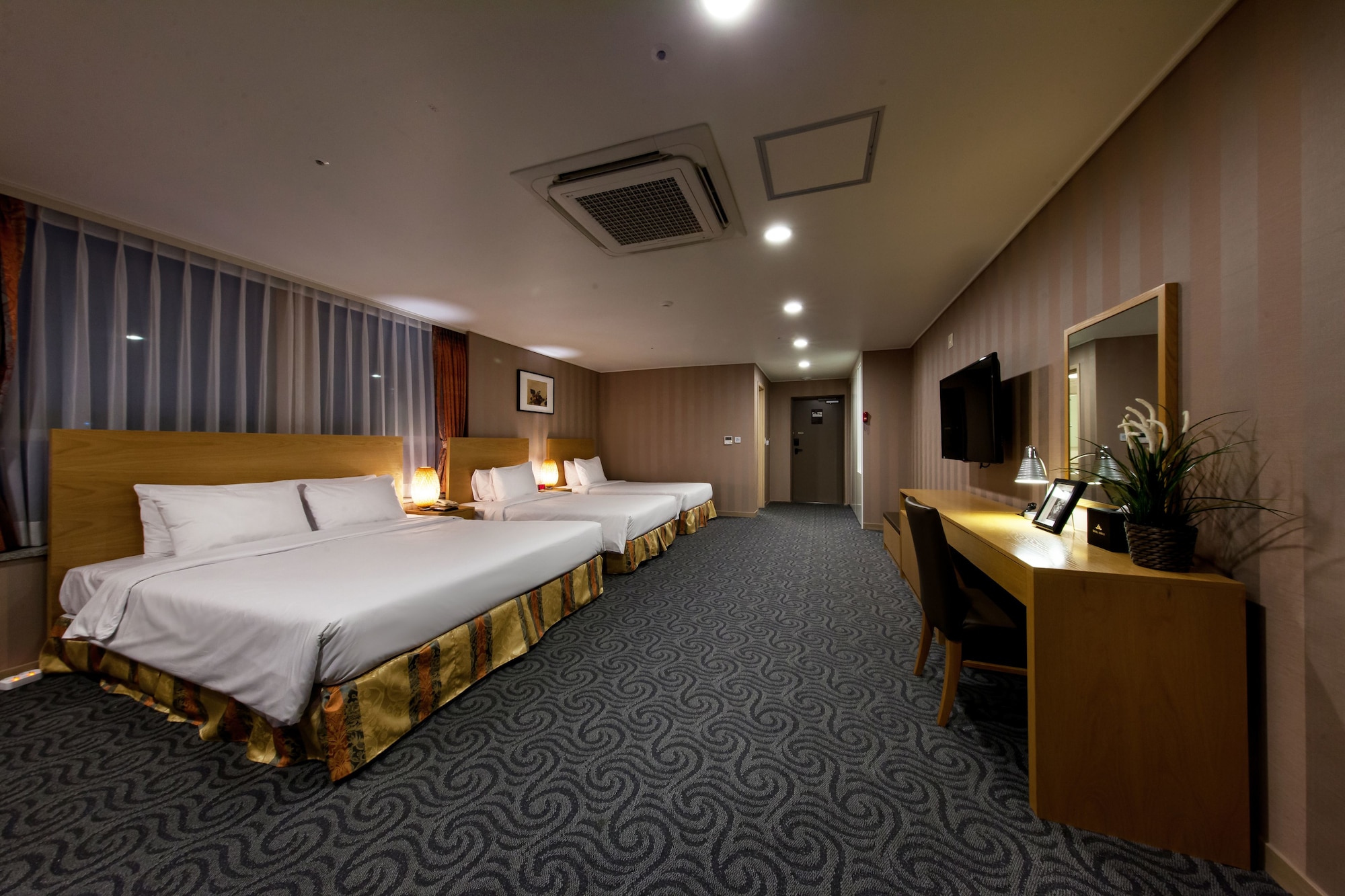 Hotel Atrium Jong No