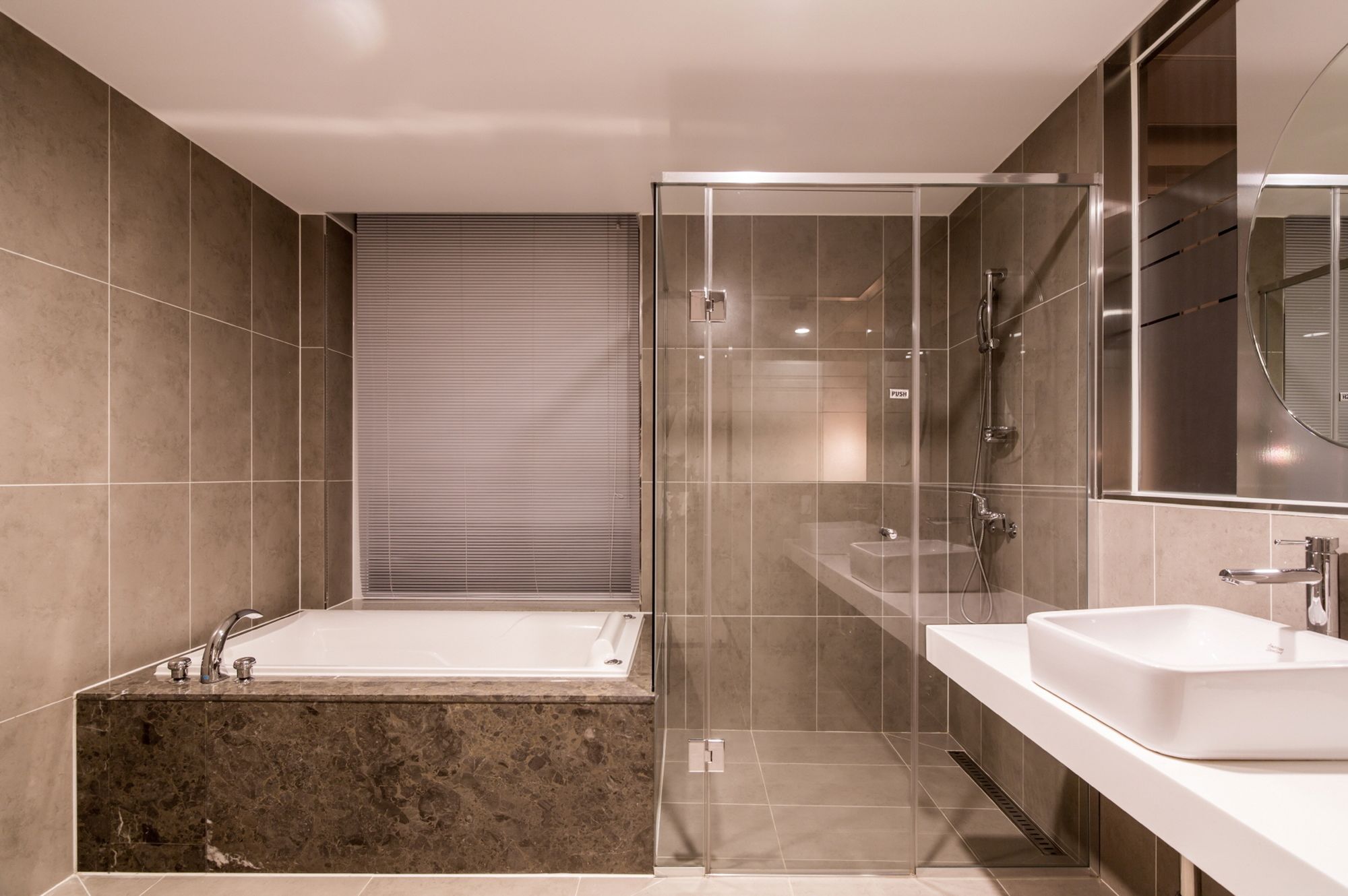 The Prima Hotel Jongno