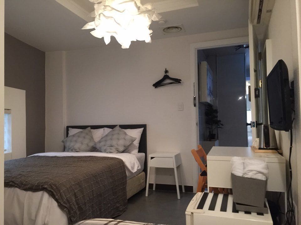 Hotel Bonbon By Seoulodge Myeongdong