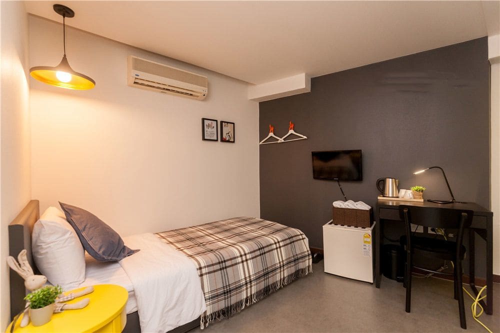 Hotel Bonbon By Seoulodge Myeongdong