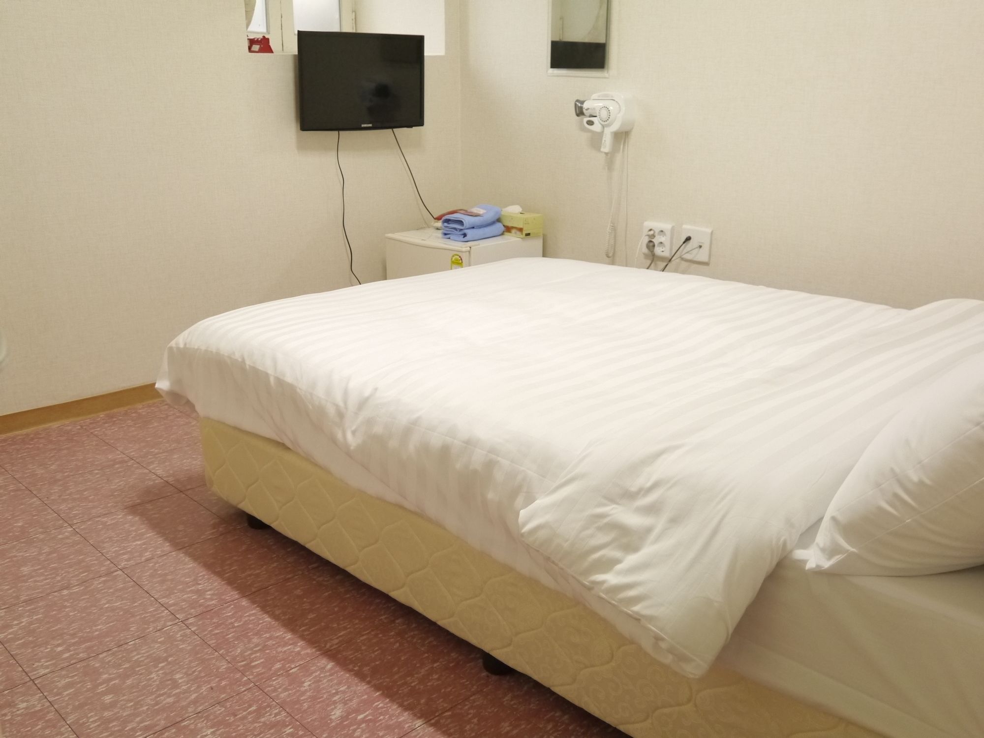 Hotel Bonbon By Seoulodge Myeongdong