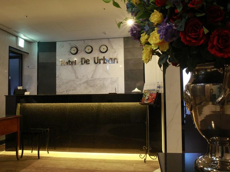 Hotel De Urban