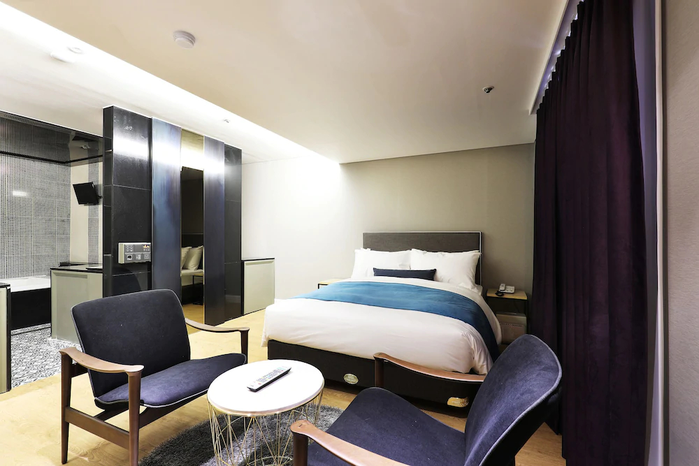 Hotel Elle Inn