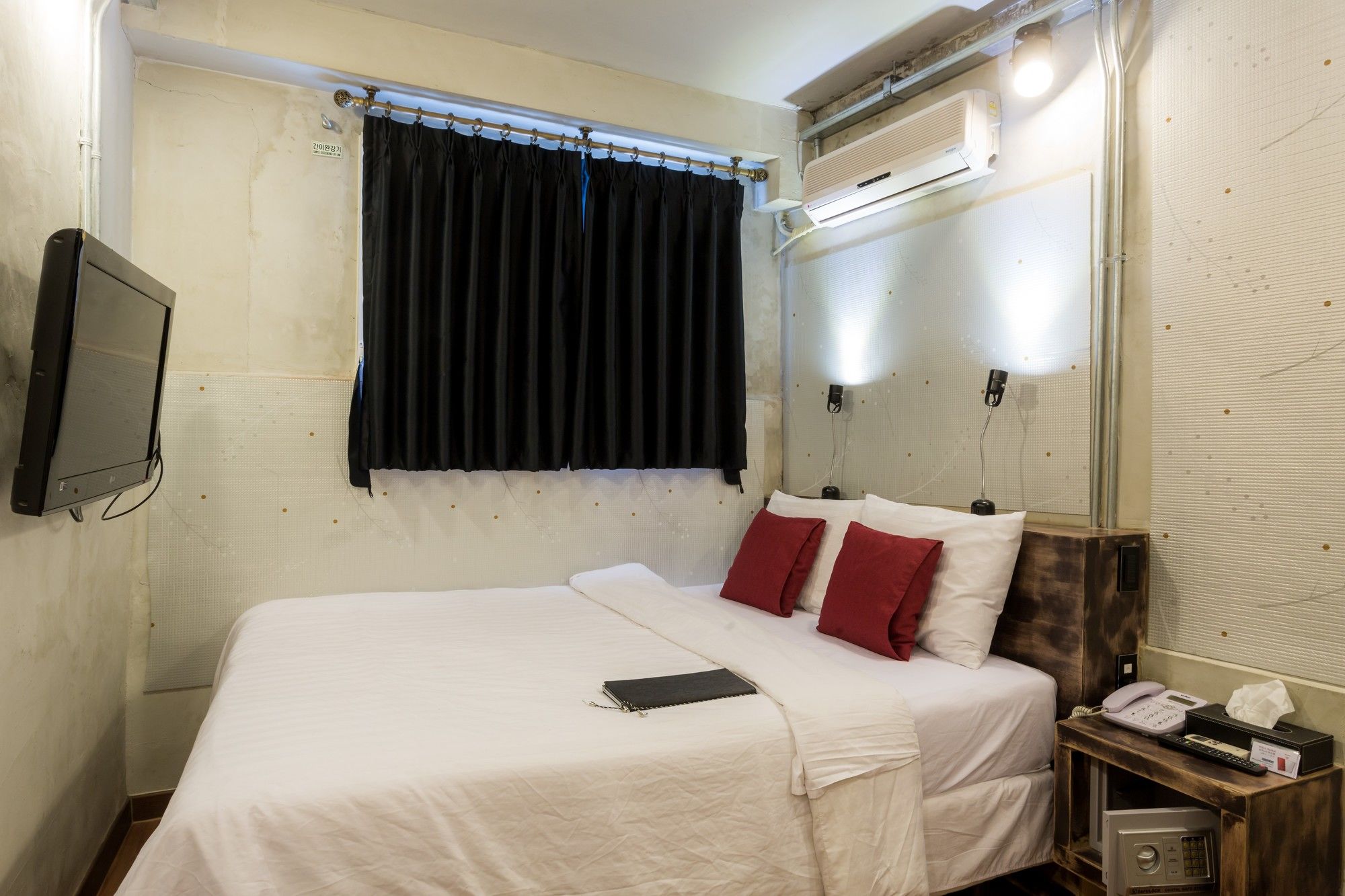 Hotel Factory