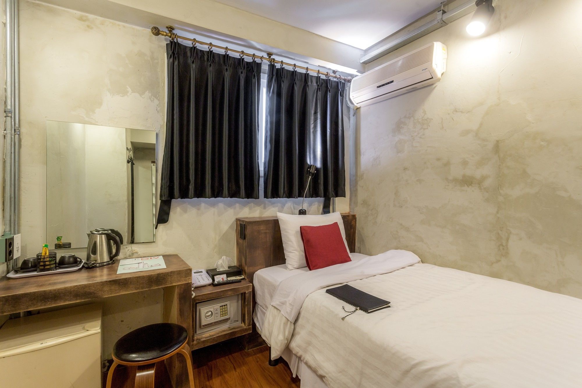Hotel Factory