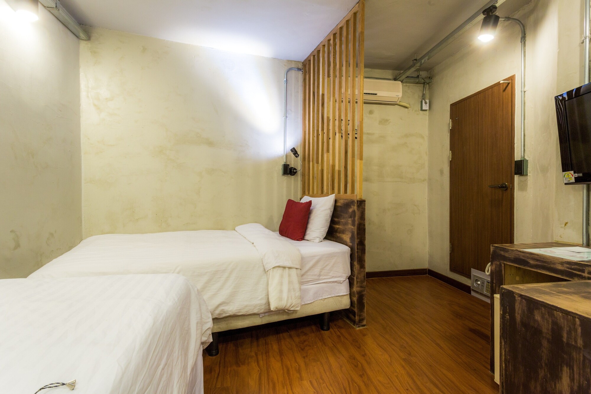 Hotel Factory