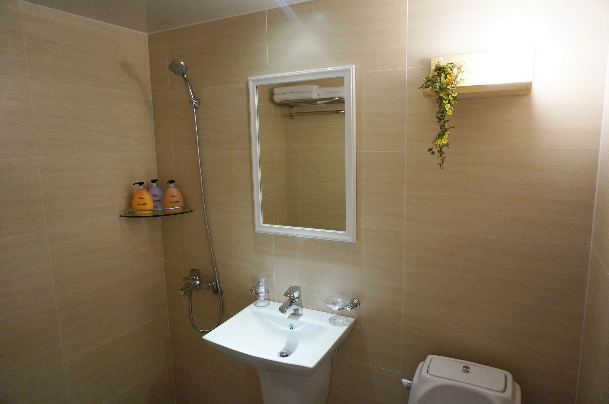 Hotel Gaon Golden Park