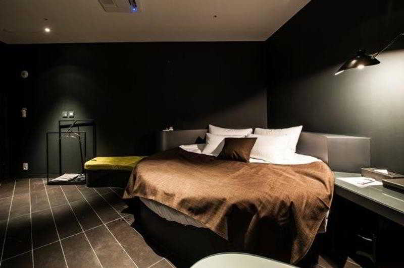 SR Hotel Sadang
