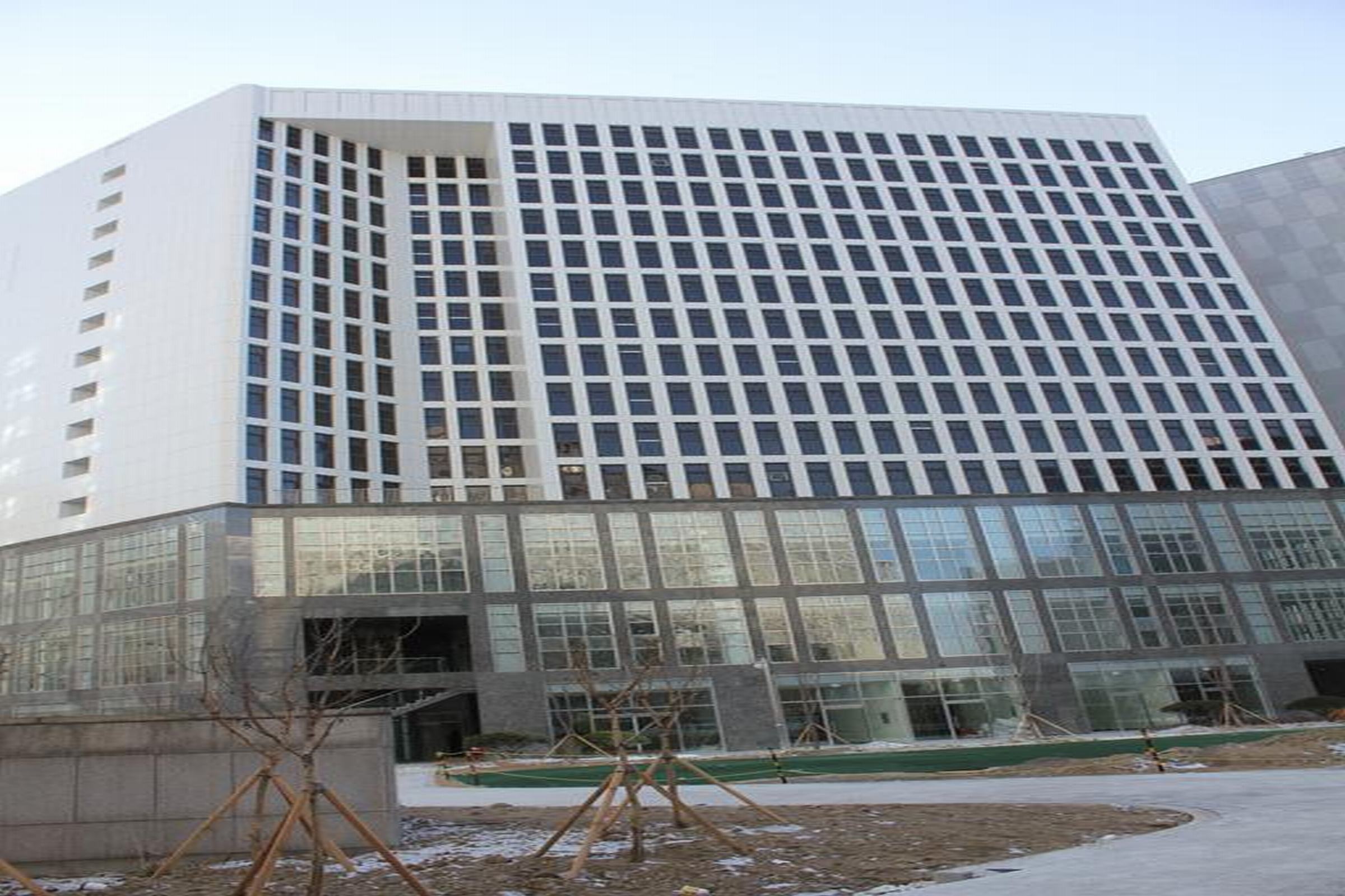 The First Stay Hotel