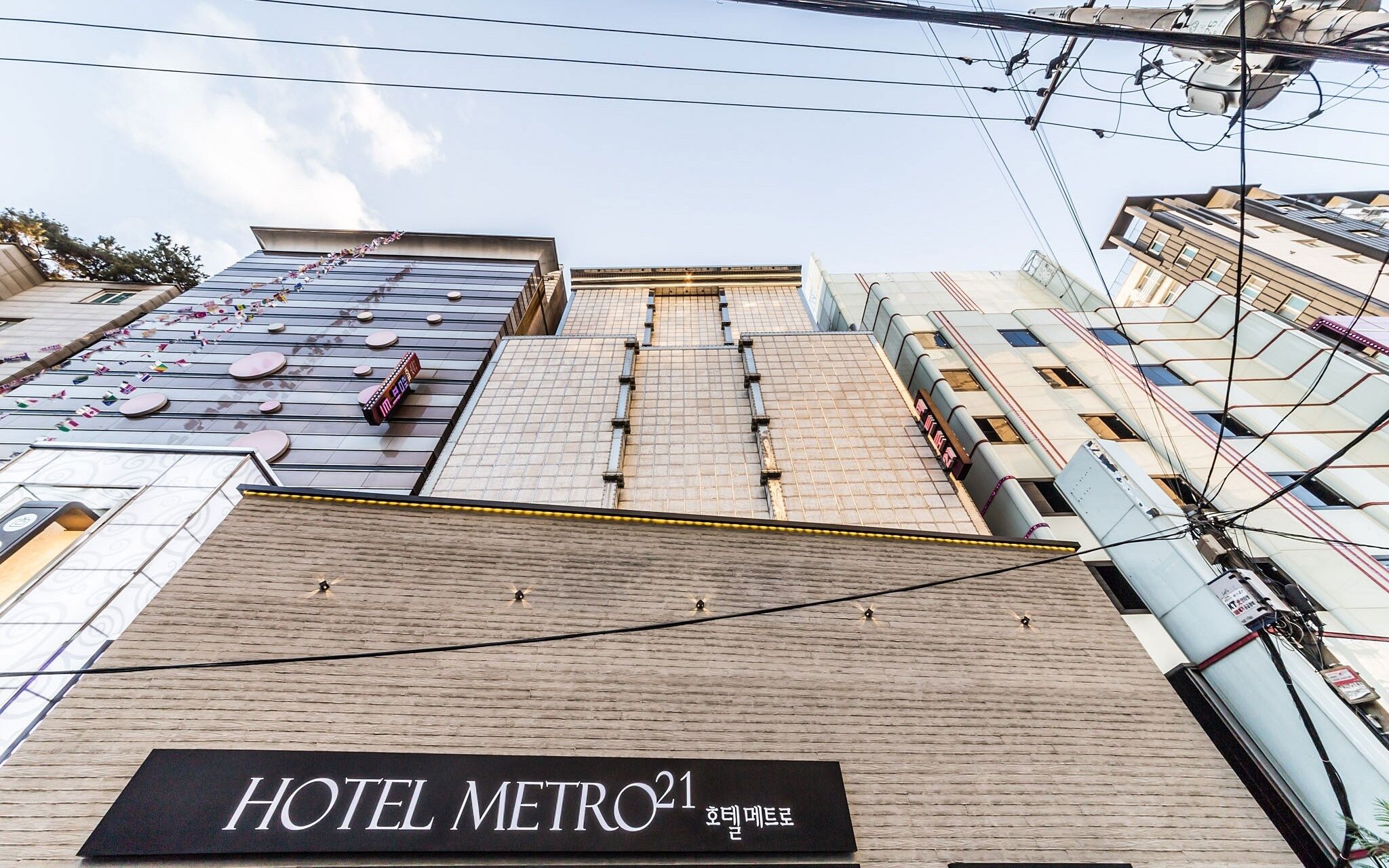 Hotel Metro 21