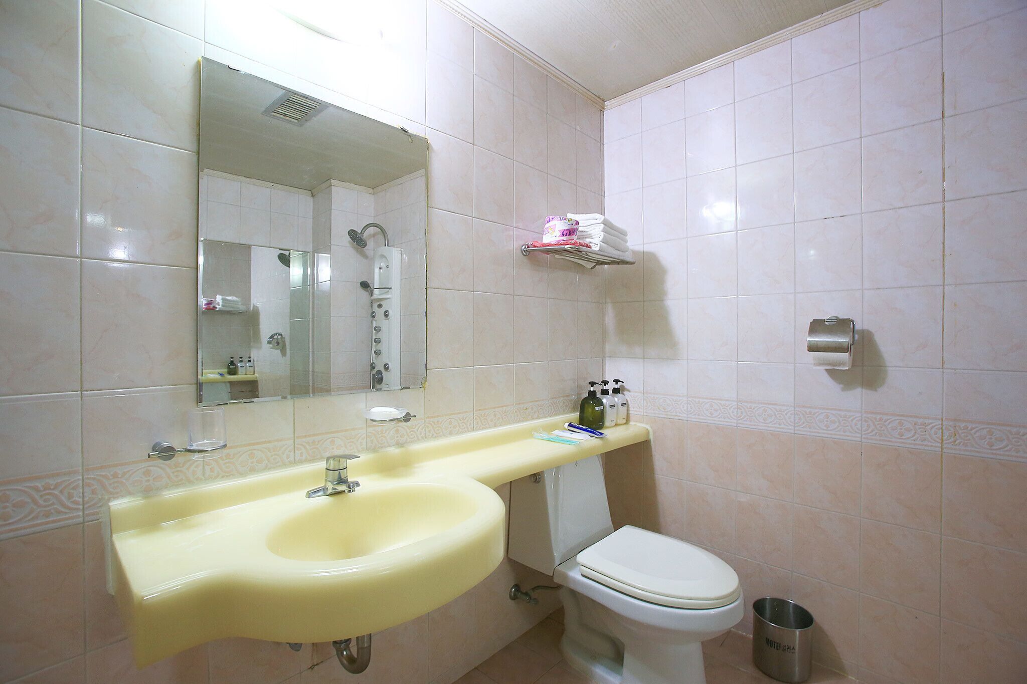 Hotel Plus