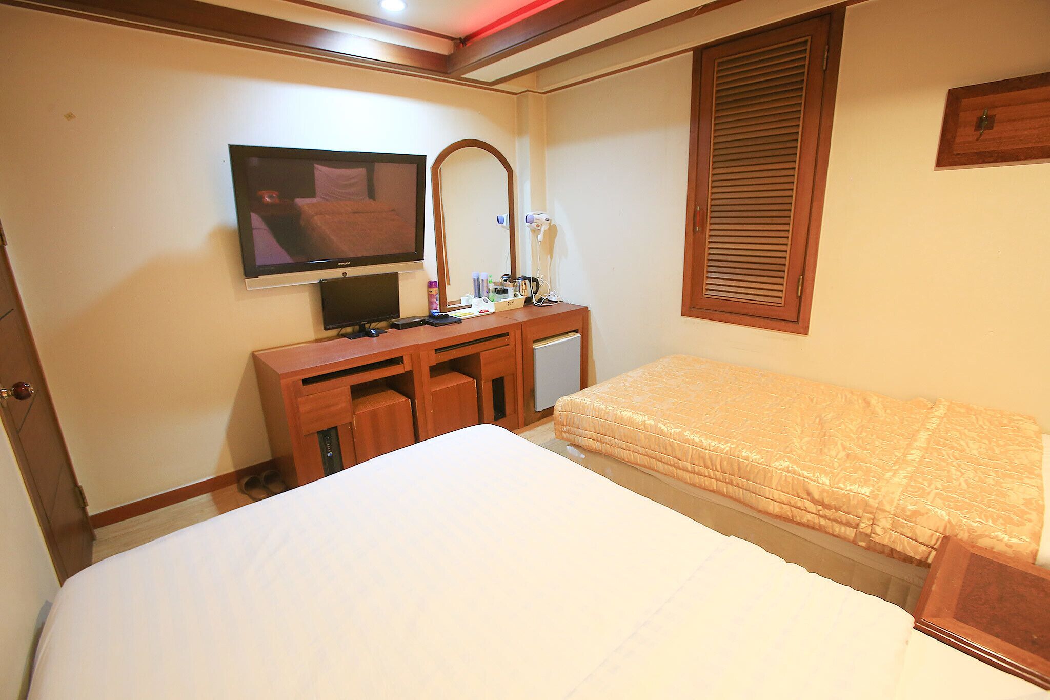 Hotel Plus