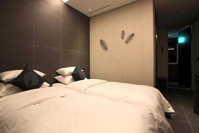 Hotel The Designers Hongdae