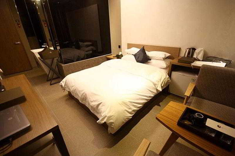 Hotel The Designers Hongdae