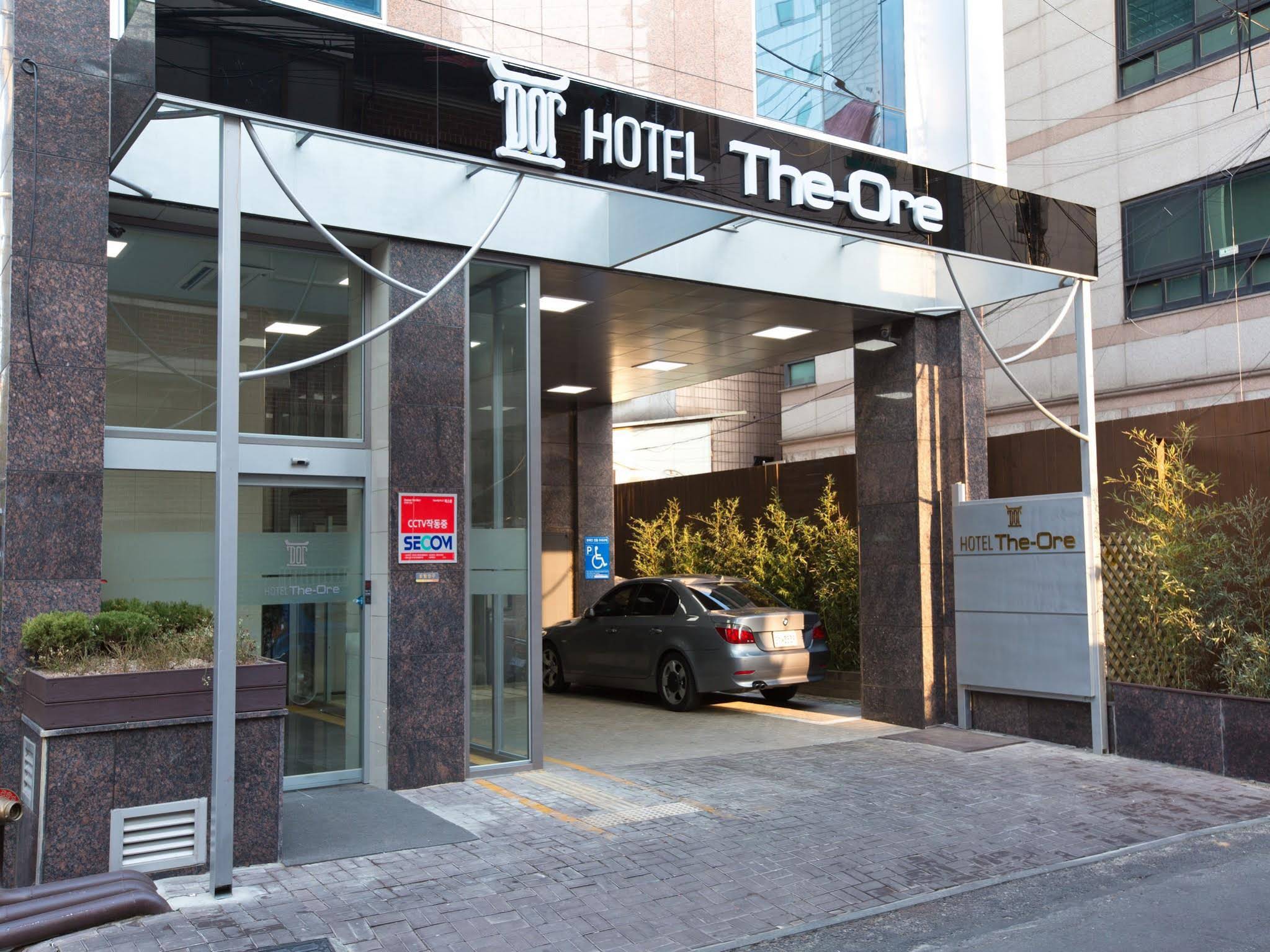 Hotel The-Ore