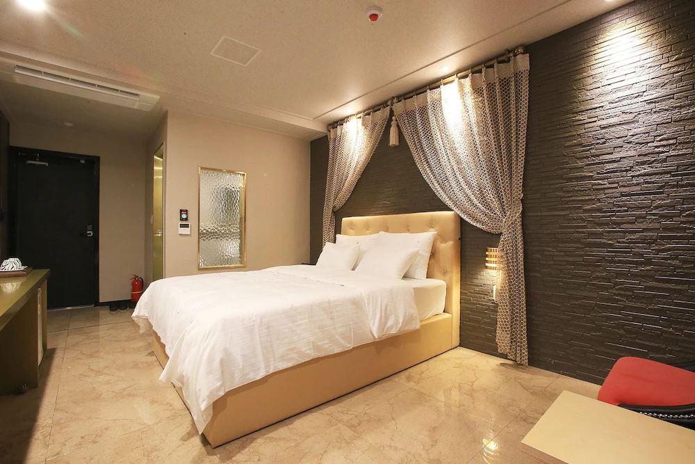 Hotel Urban