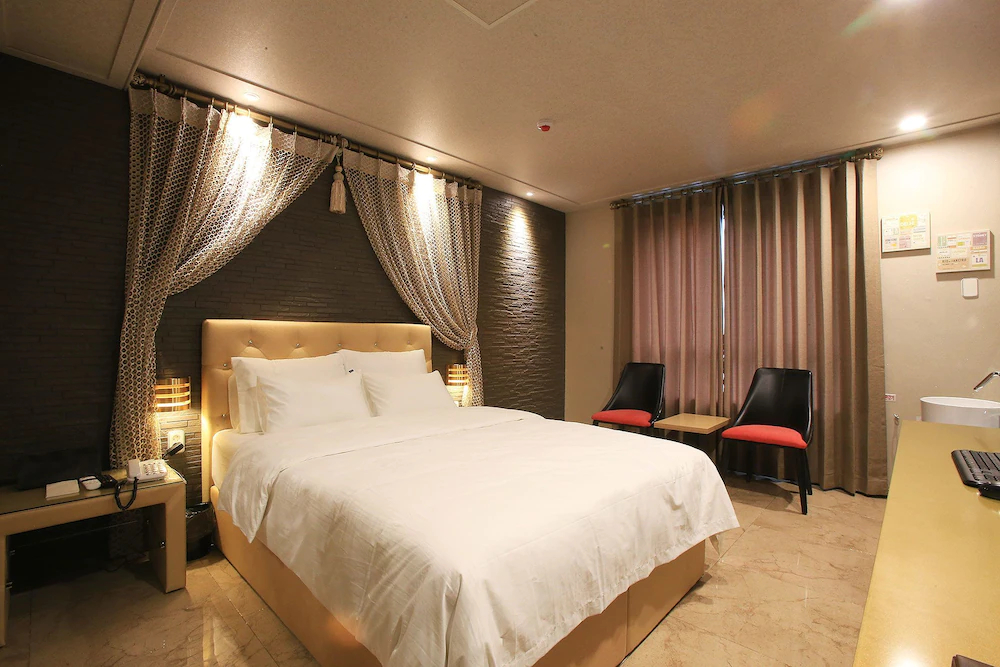Hotel Urban