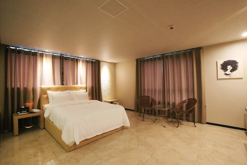 Hotel Urban