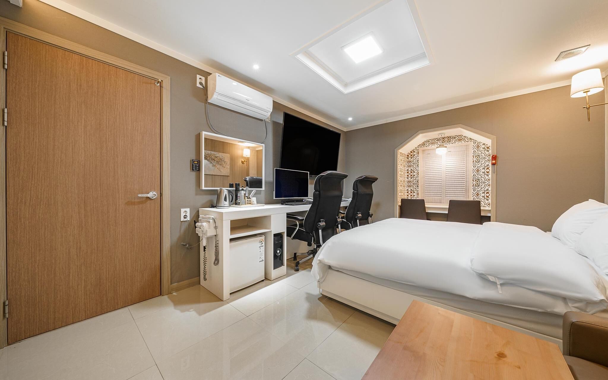 Hwagok CL Hotel