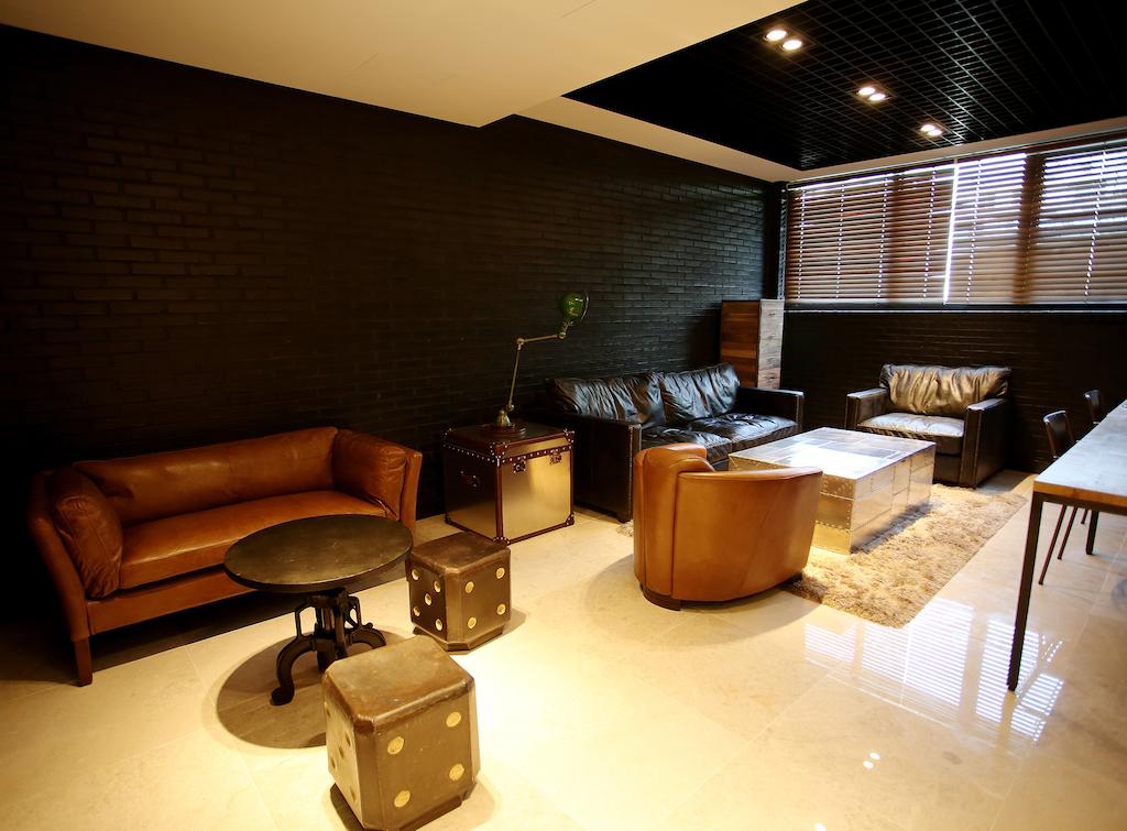 I.T.W. Hotel