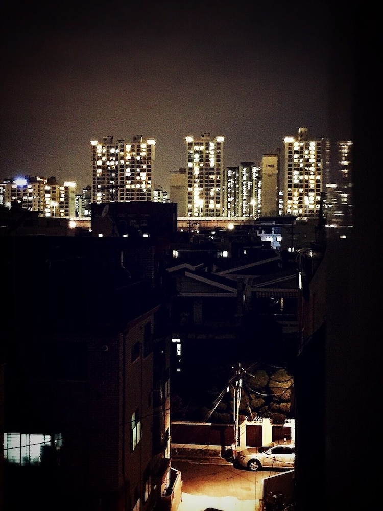 Ihouse Chinchin