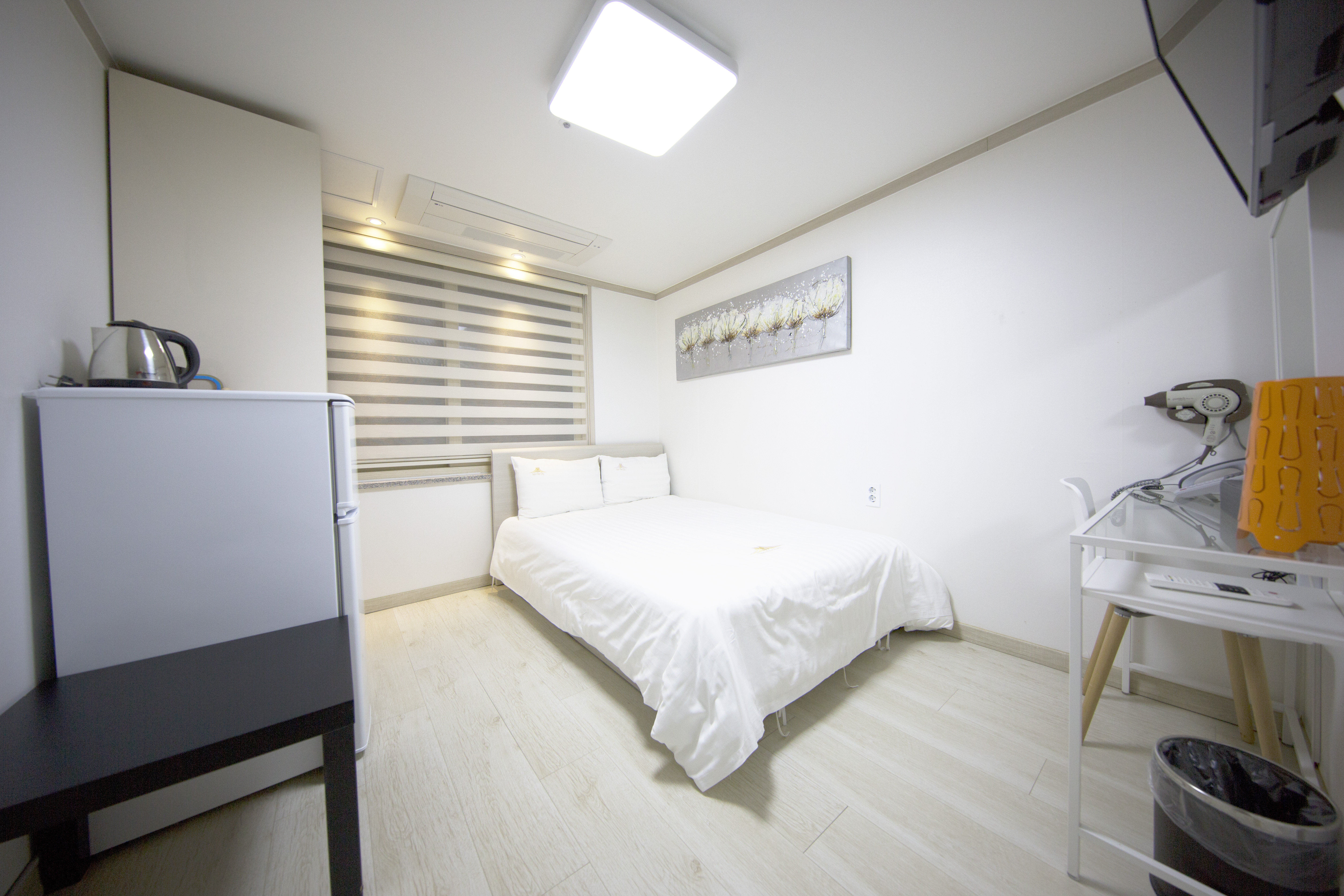 Inn-The City Business Hotel