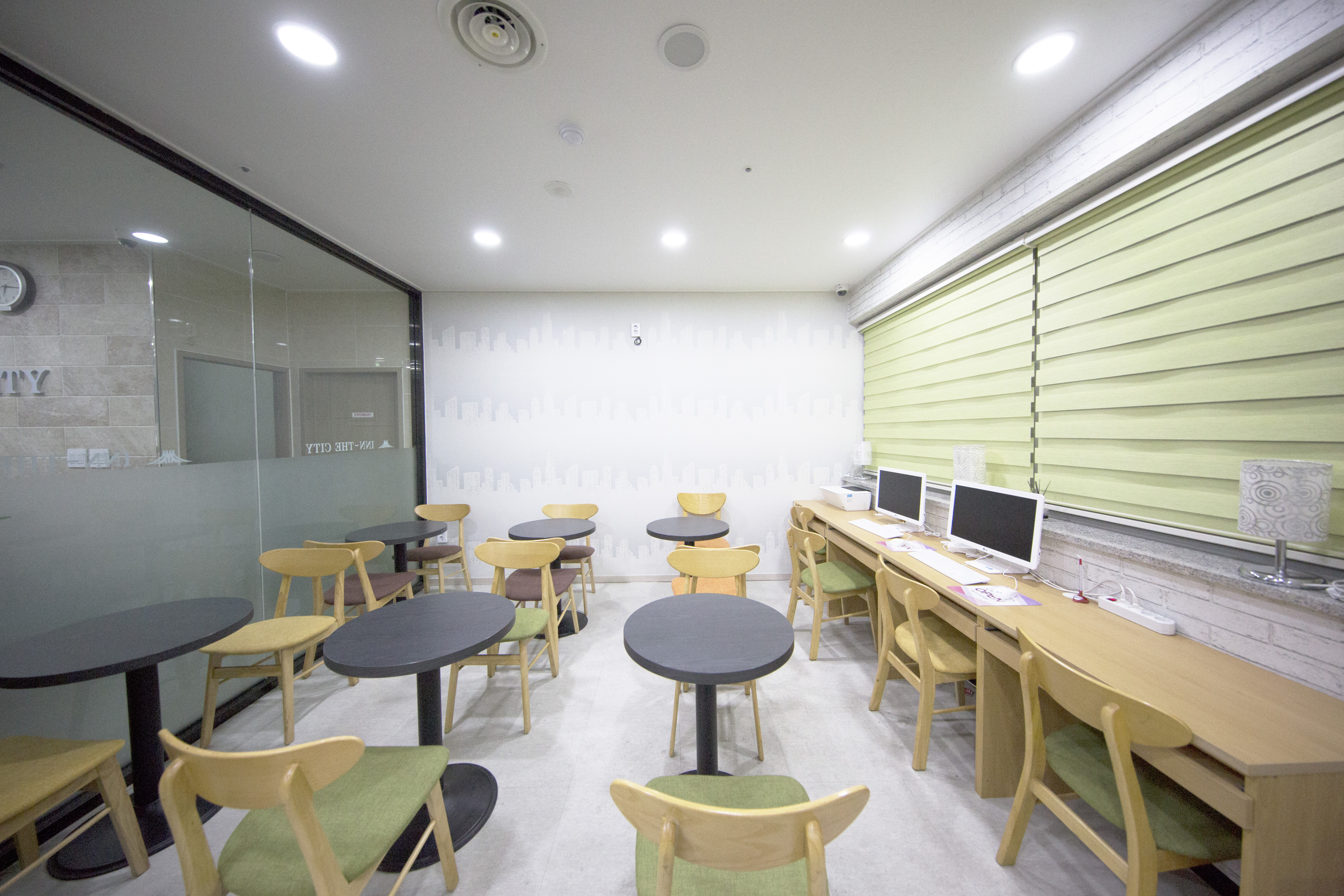 Inn-The City Business Hotel