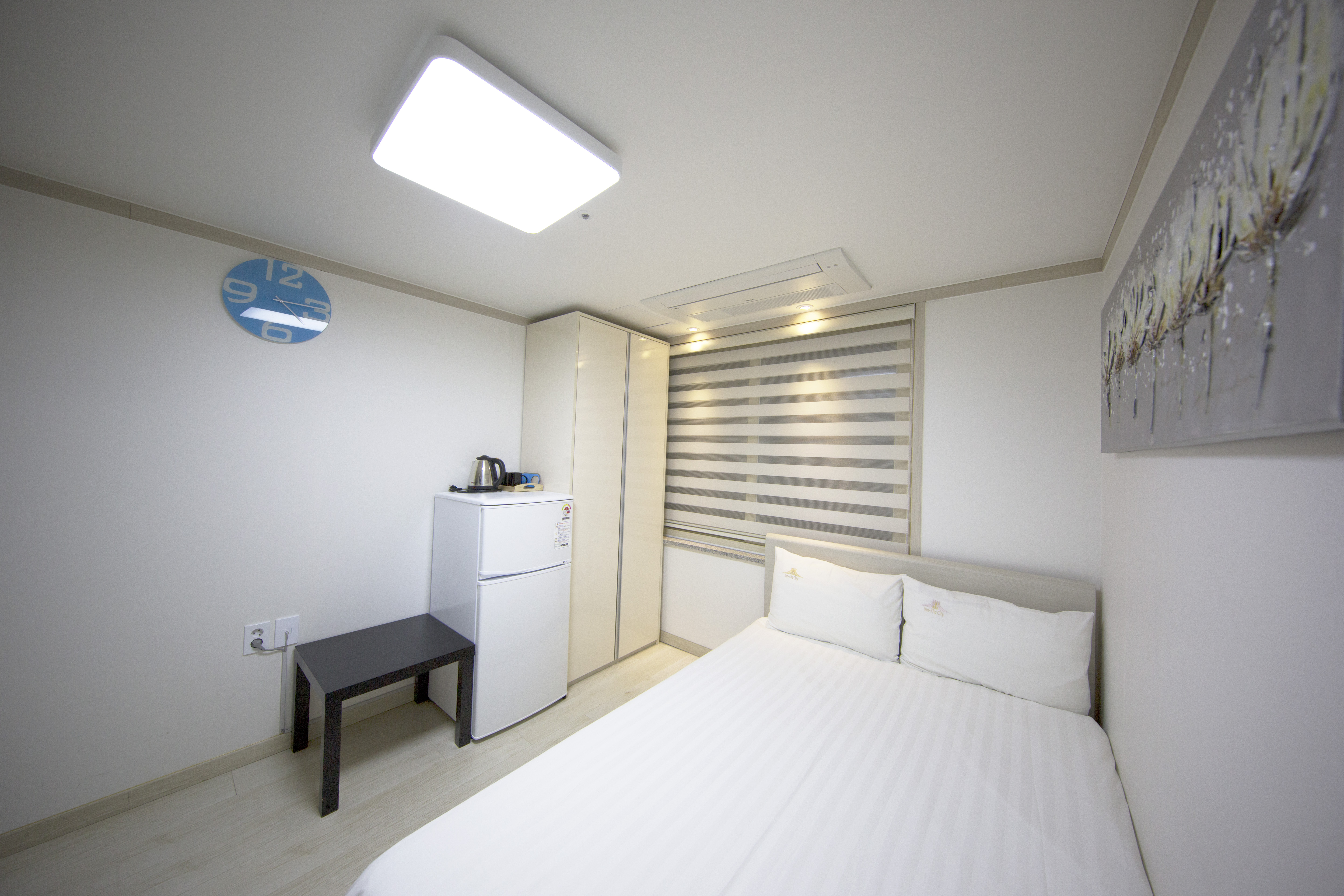 Inn-The City Business Hotel