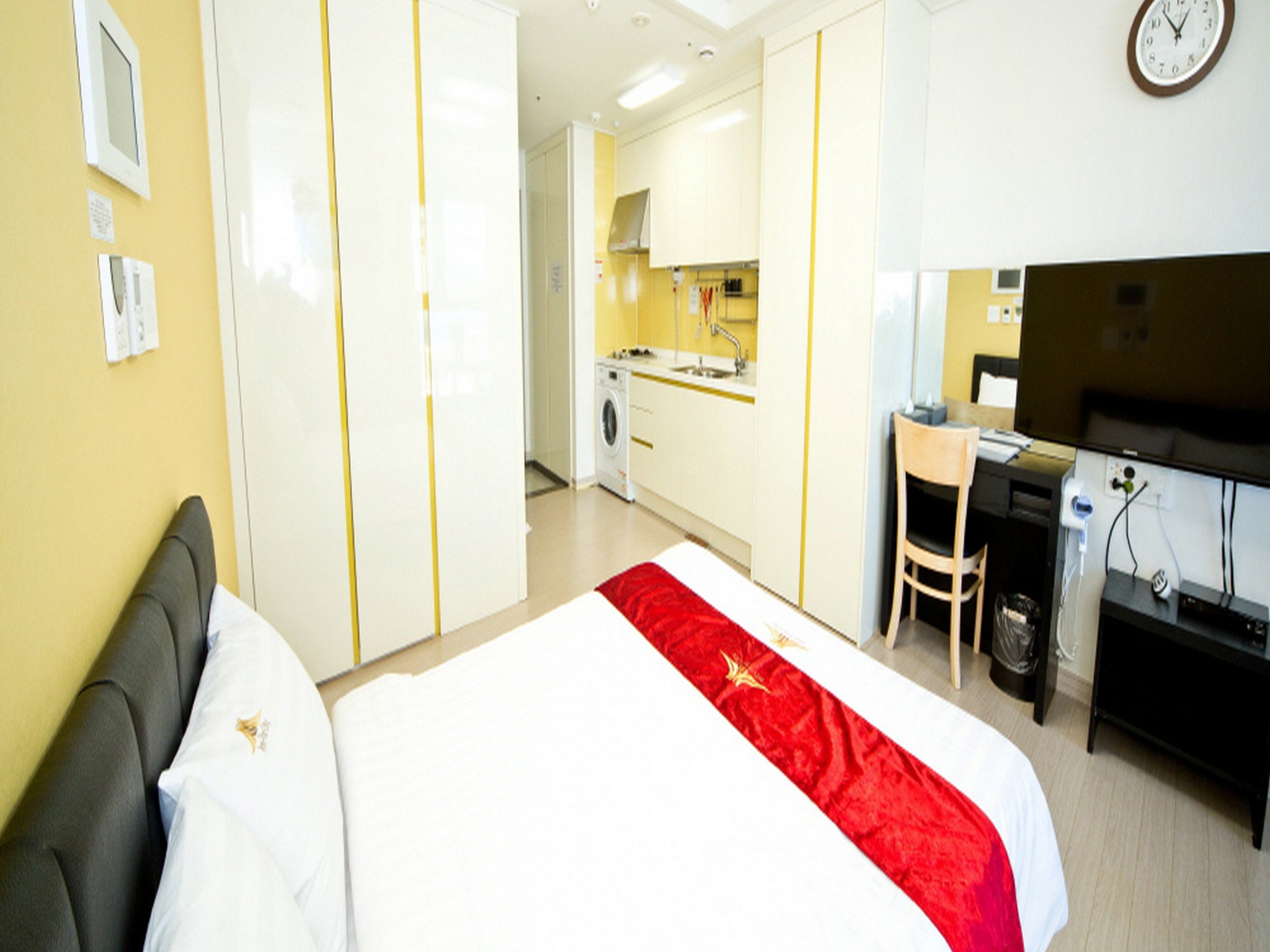 Inn-The City Nonhyun