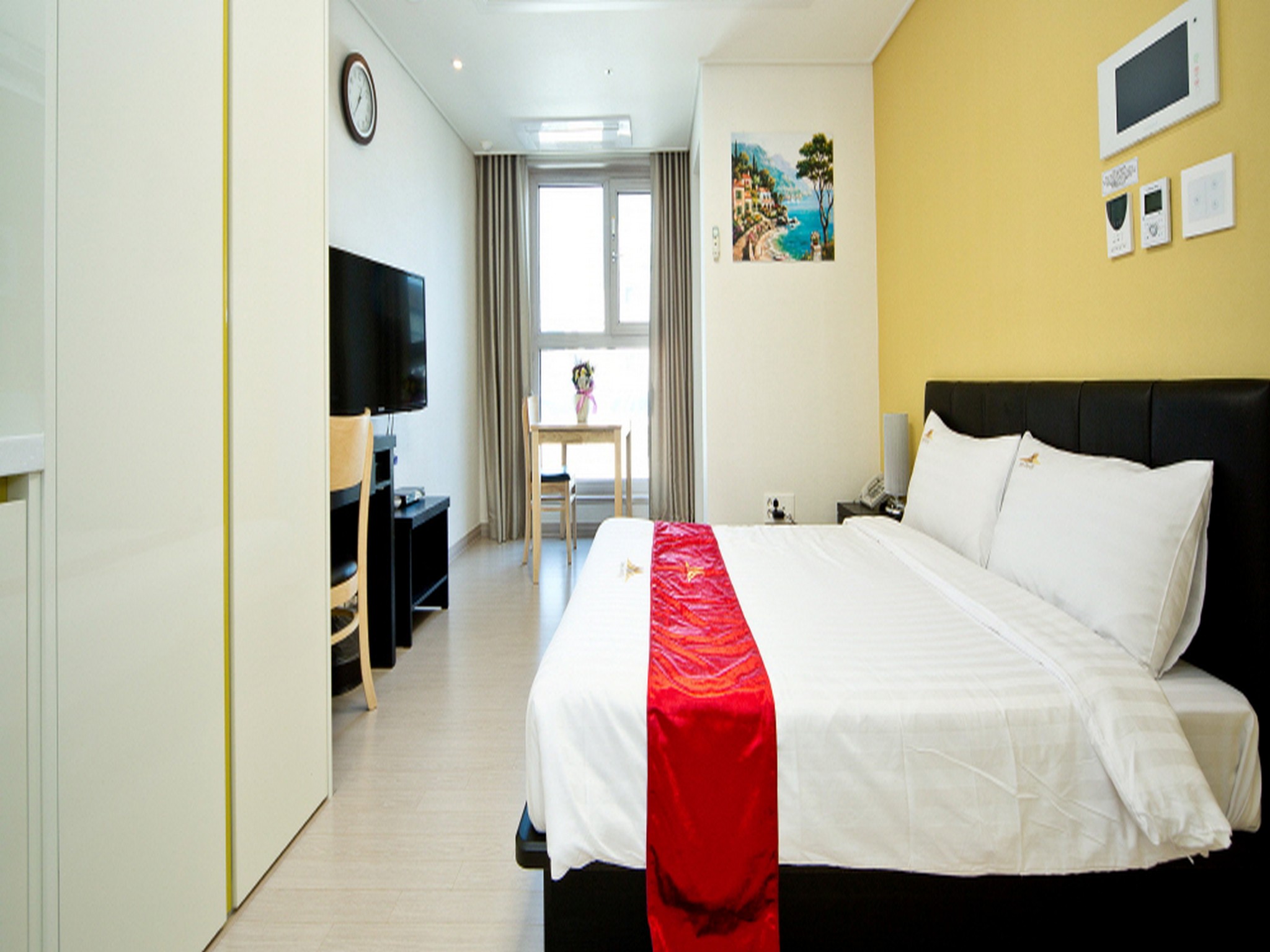 Inn-The City Nonhyun