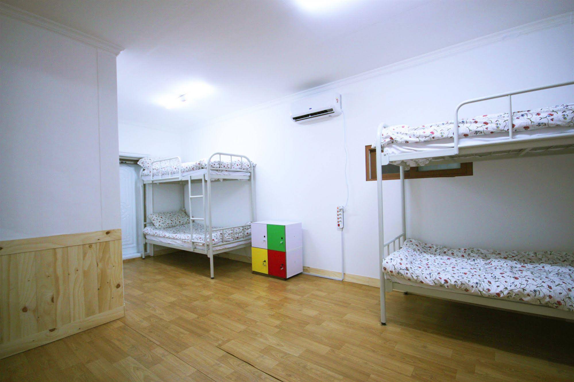 Itaewon Backpackers
