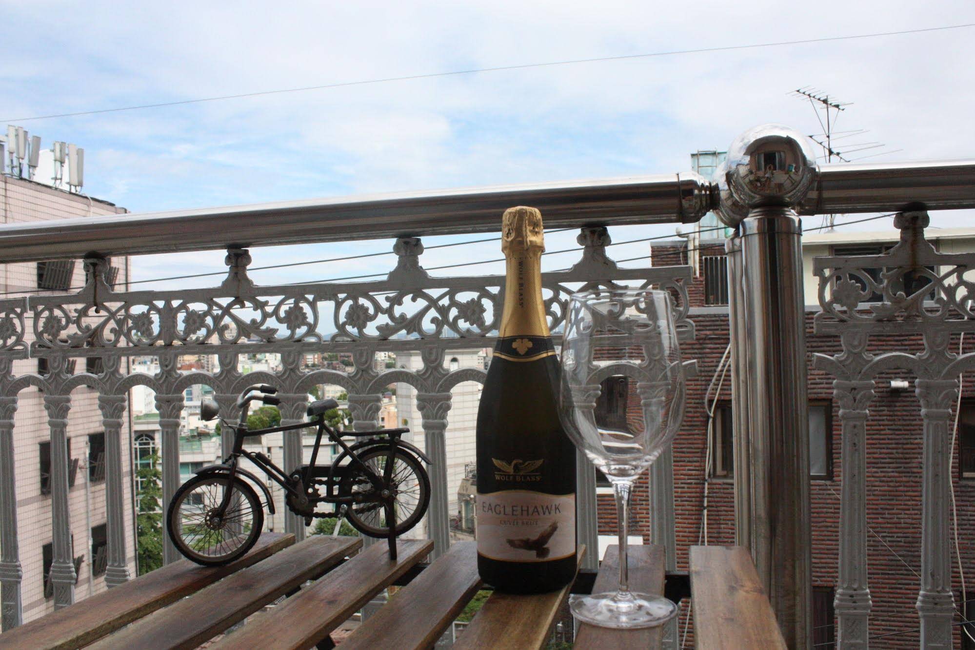 Itaewon Backpackers
