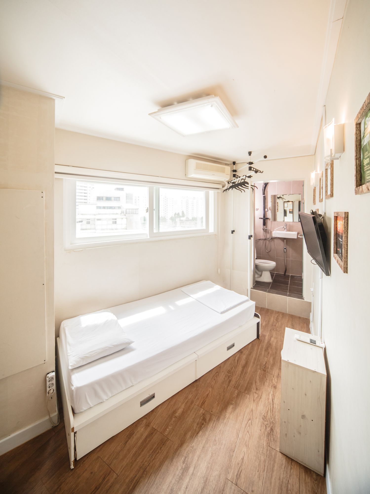 H HOSTEL Itaewon