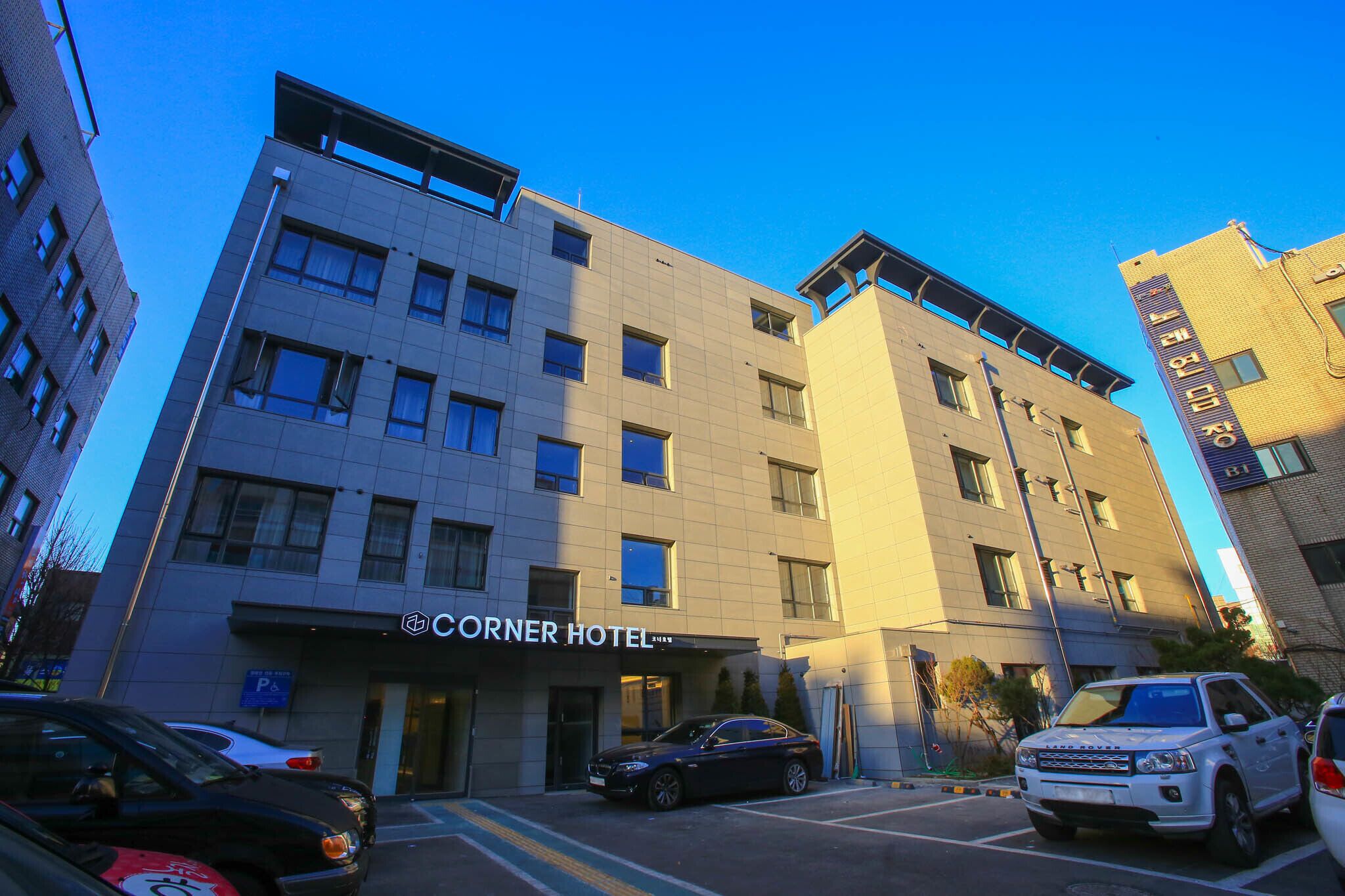 Jamsil Corner Hotel