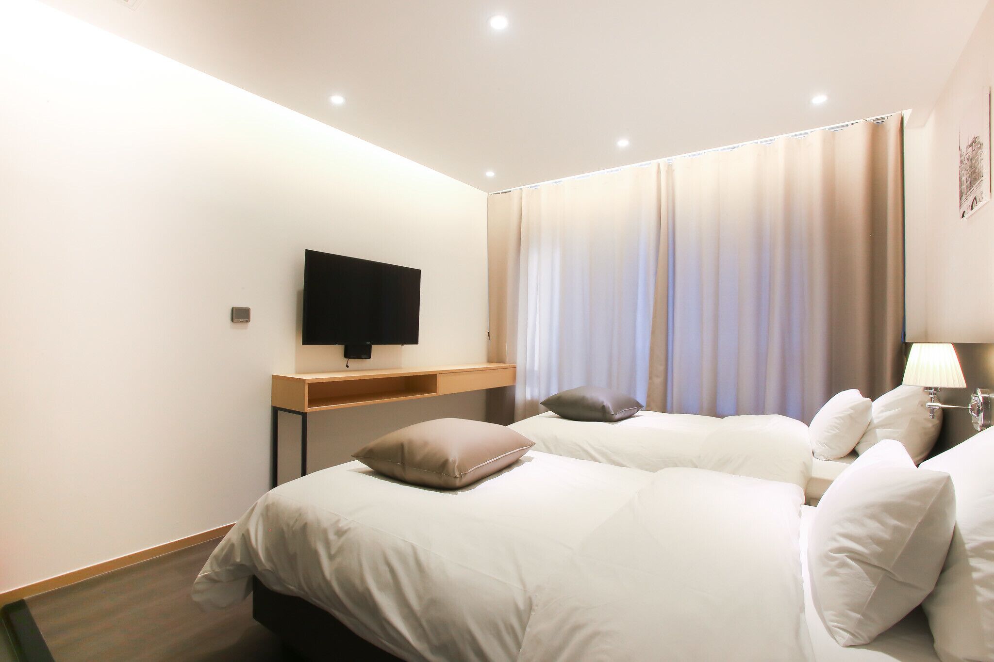 Jamsil Corner Hotel
