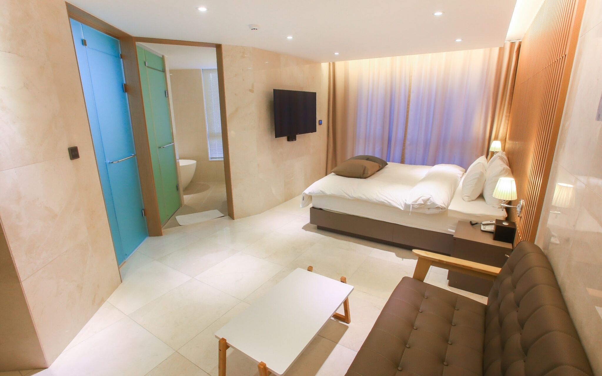 Jamsil Corner Hotel