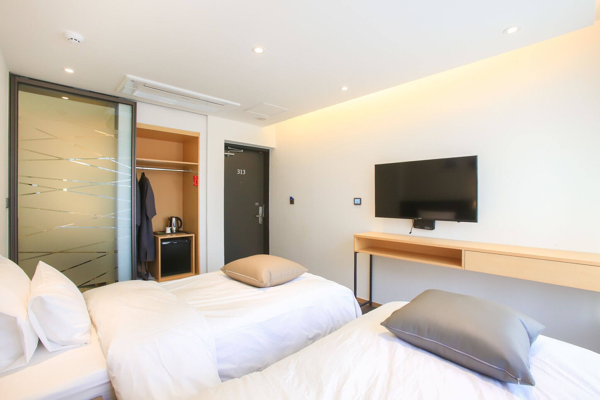 Jamsil Corner Hotel