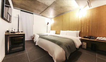 Jamsil Delight Hotel