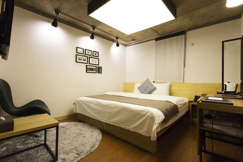 Jamsil Delight Hotel