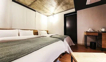 Jamsil Delight Hotel