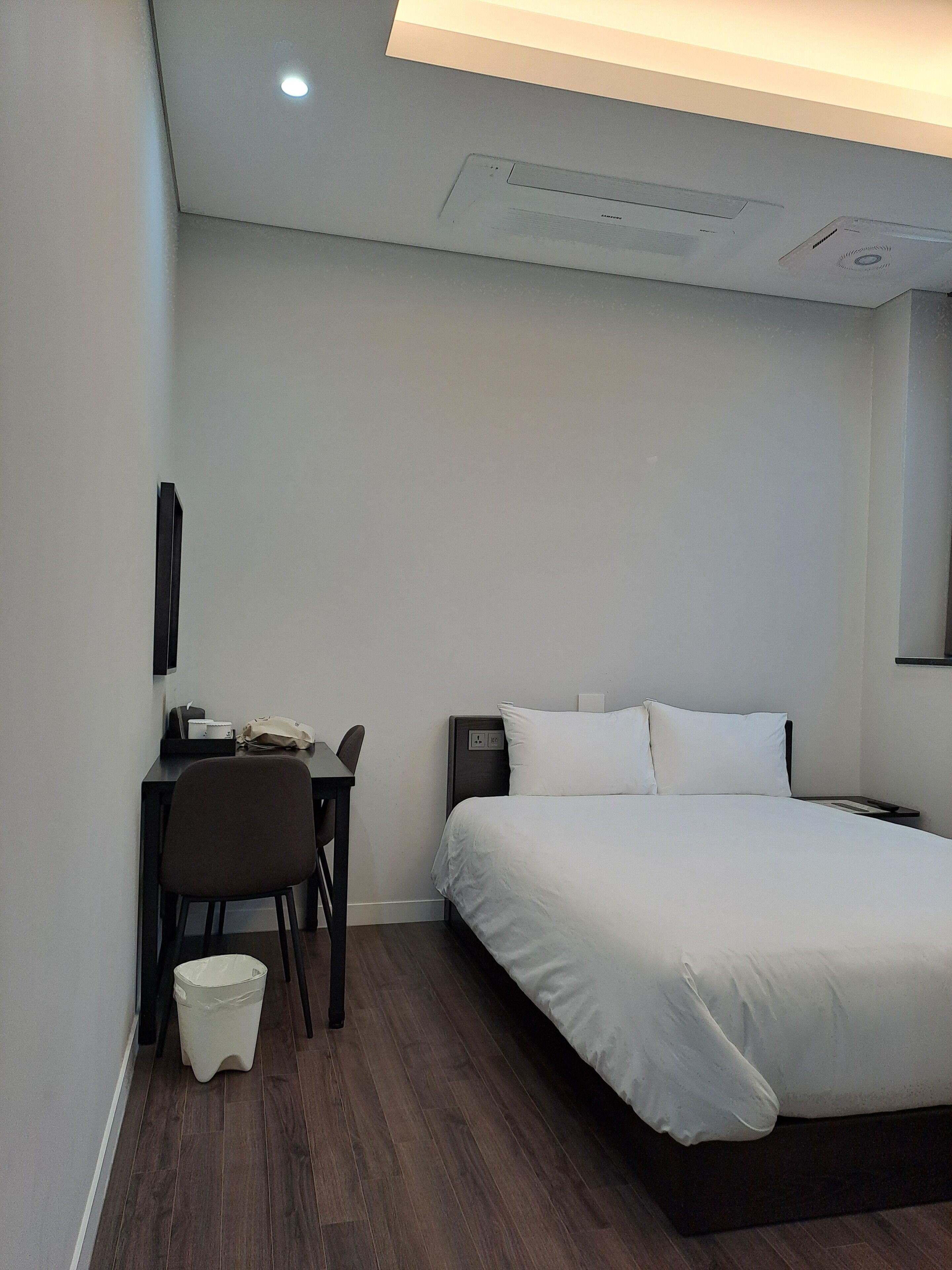 JD Tower Hotel