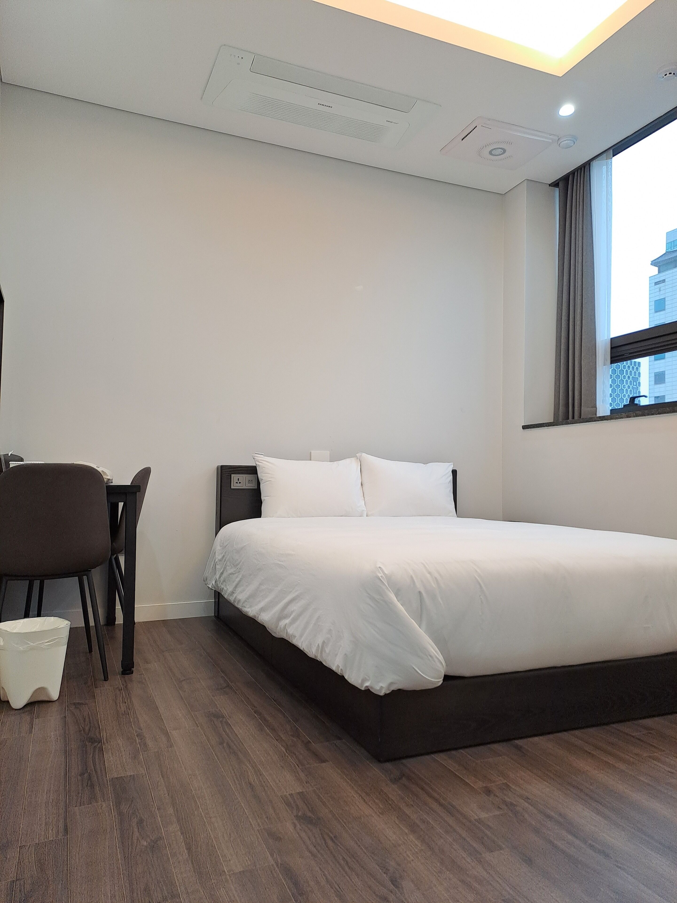 JD Tower Hotel