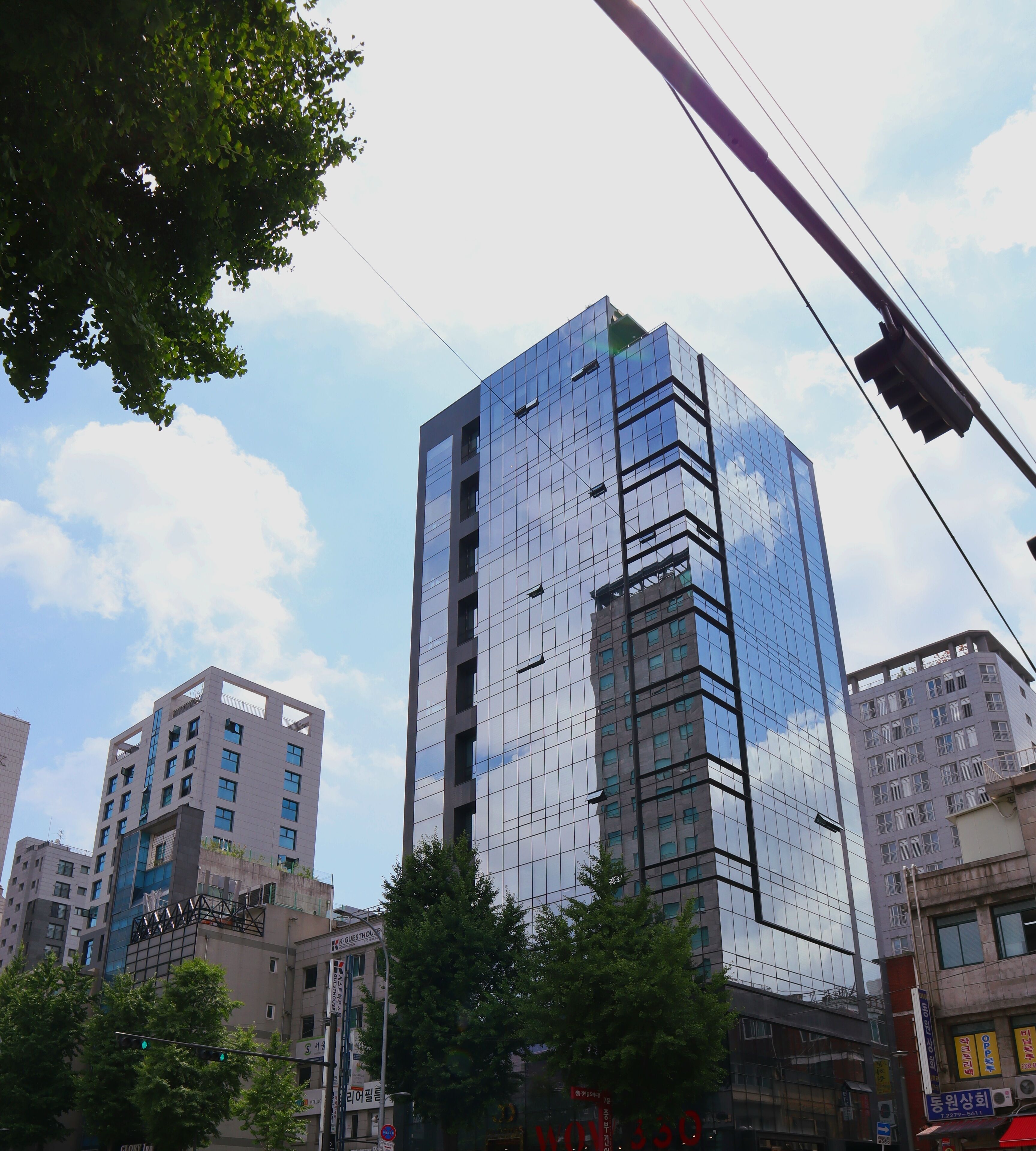 JD Tower Hotel