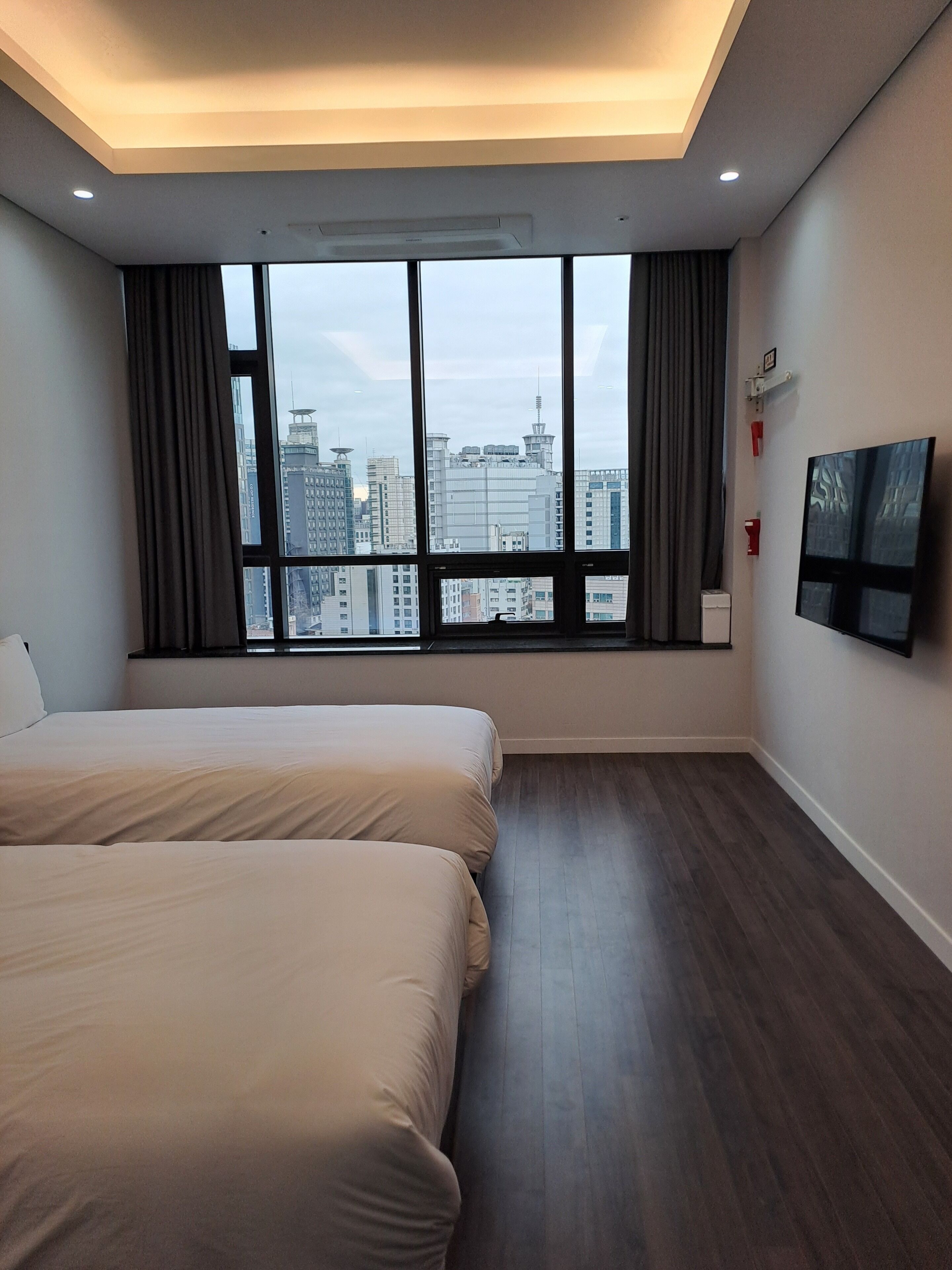 JD Tower Hotel