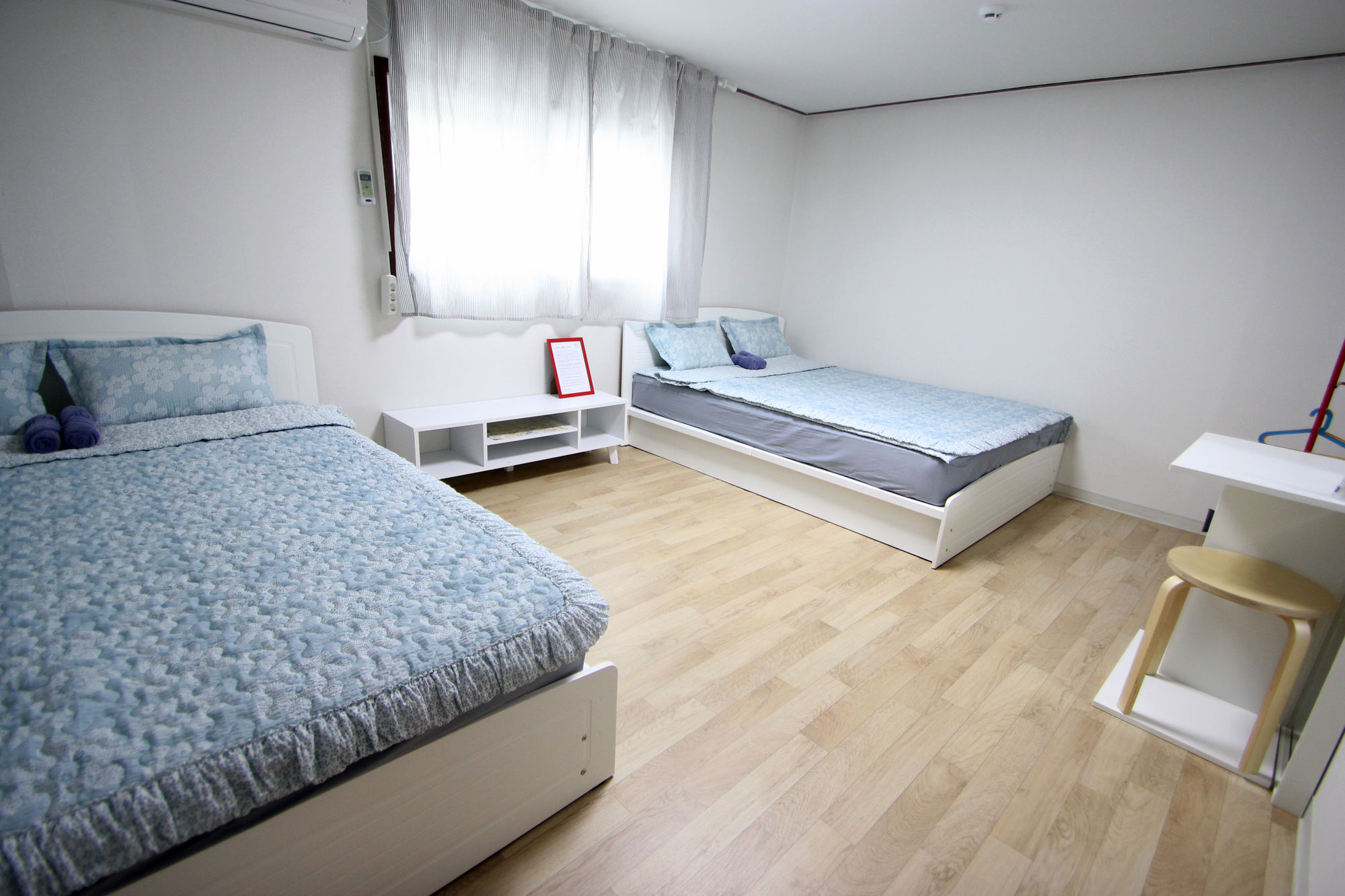 Jeong House