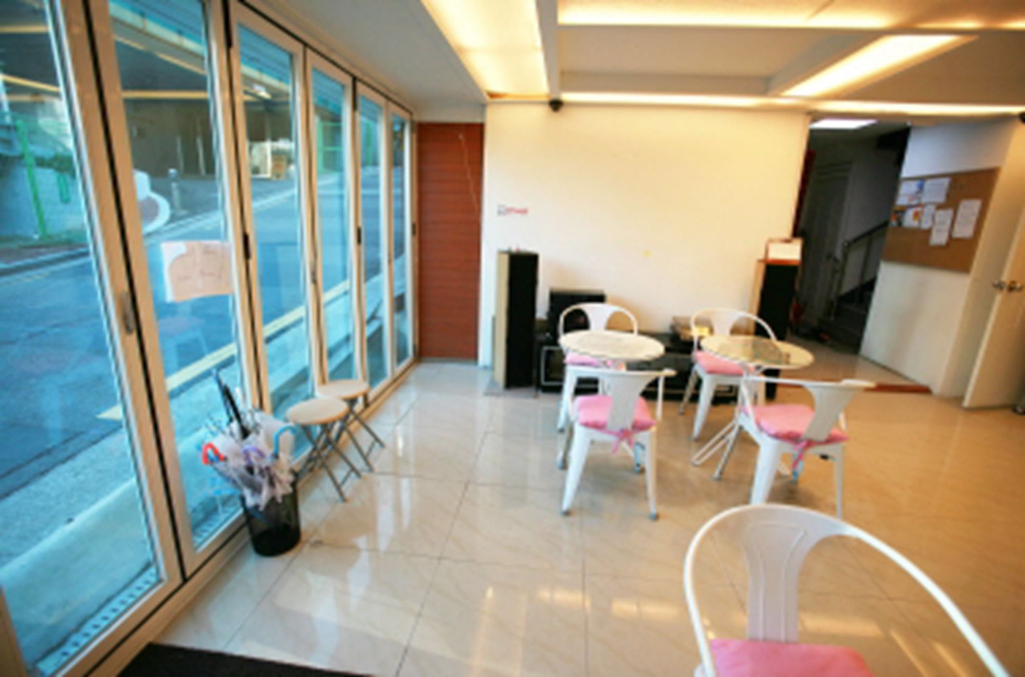 JJ Residence