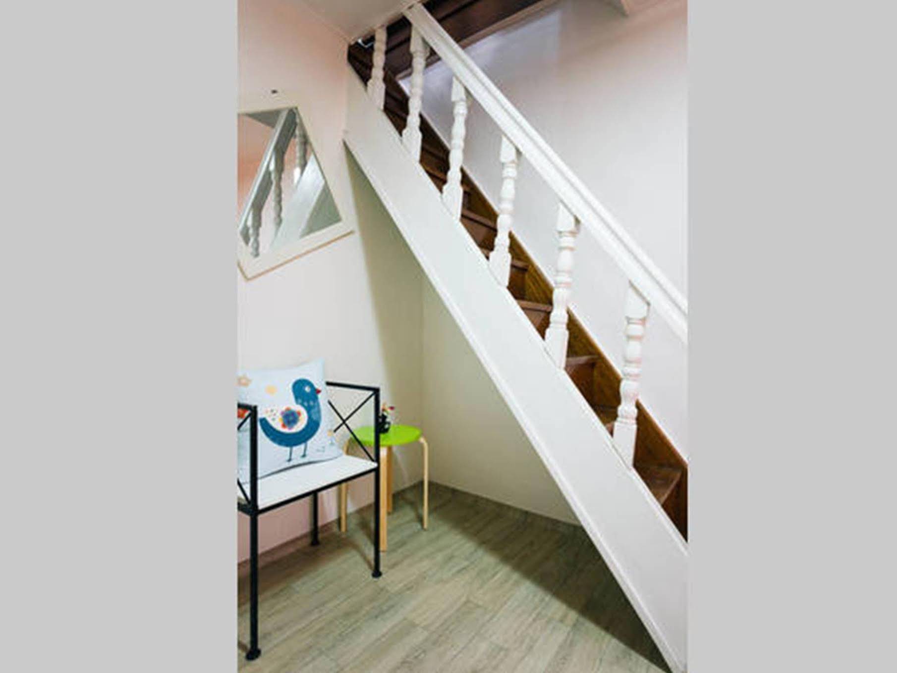 K-girl Guesthouse - Caters to Women