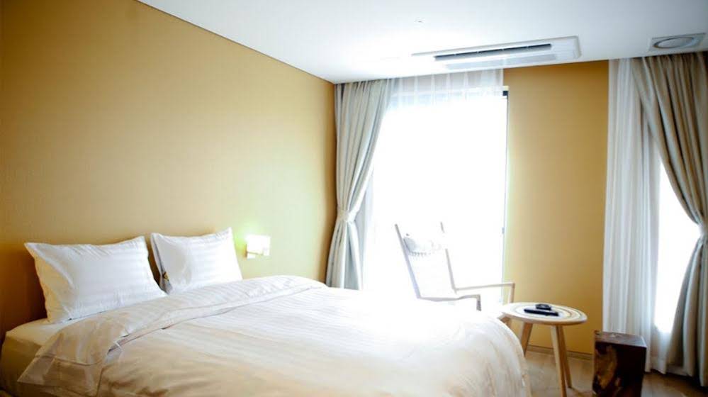 Khan Hotel