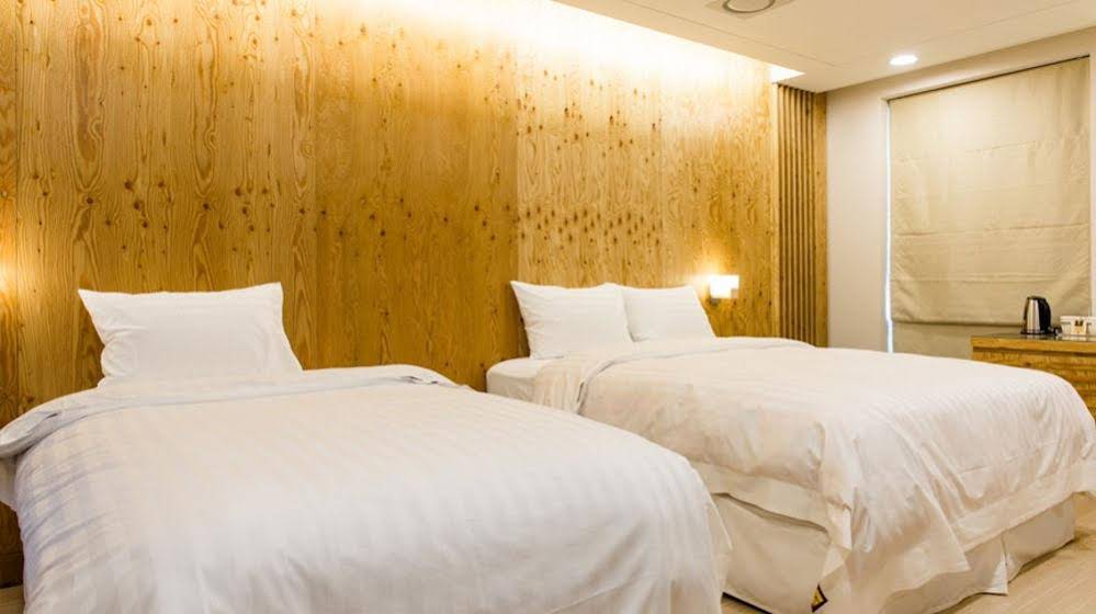 Khan Hotel